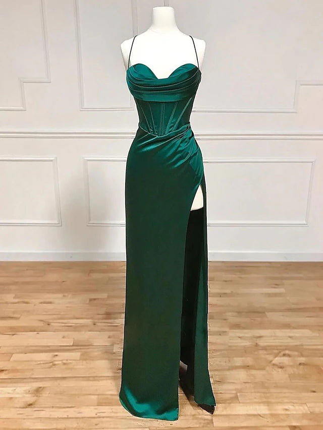 Etuikleid/Säulenkleid Abendkleid Empirekleid Formal Bodenlang Ärmellos V-Ausschnitt Charmeuse Rückenfrei mit Falten Schlitz